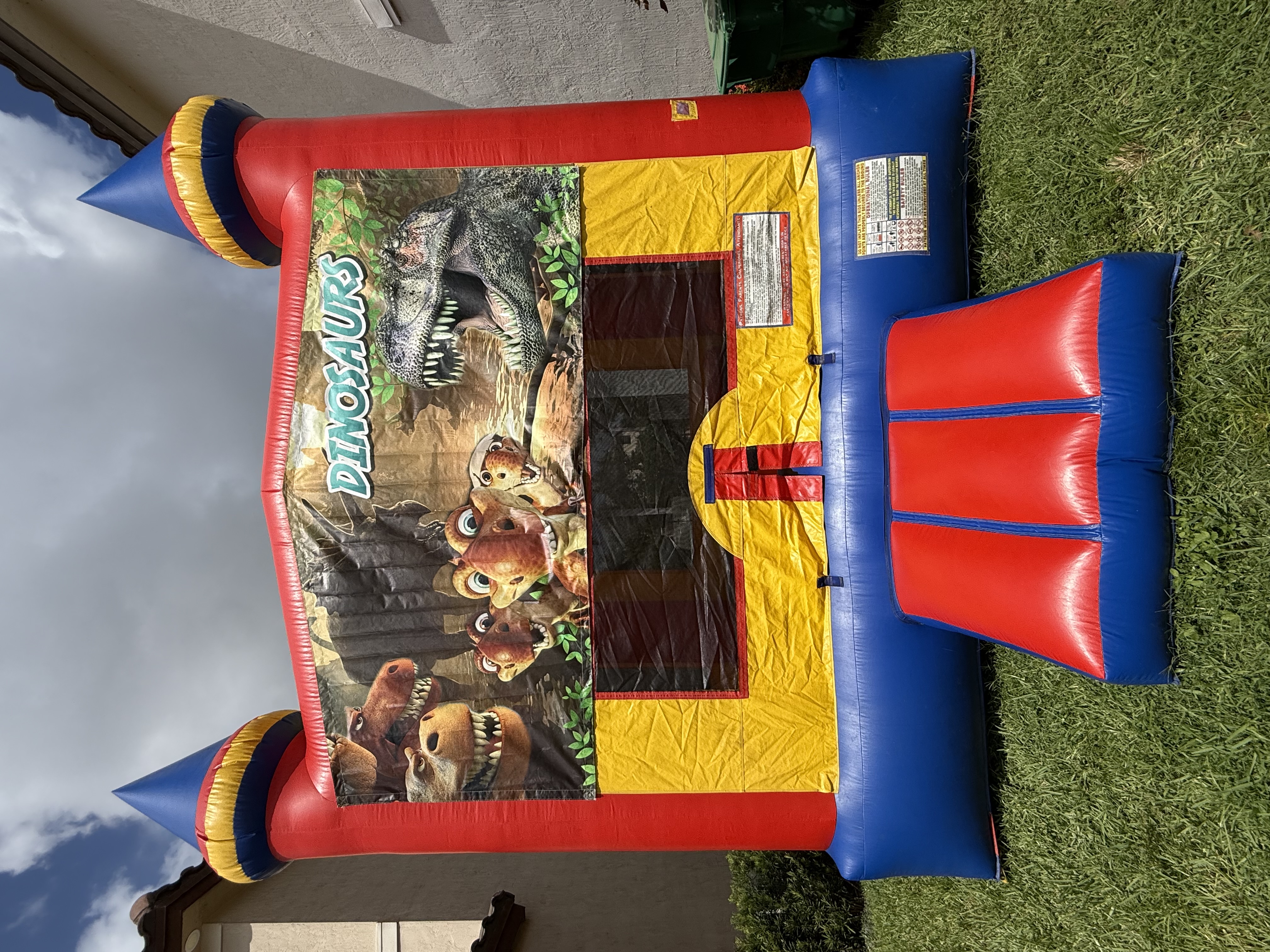 Dinosaurs Bounce House