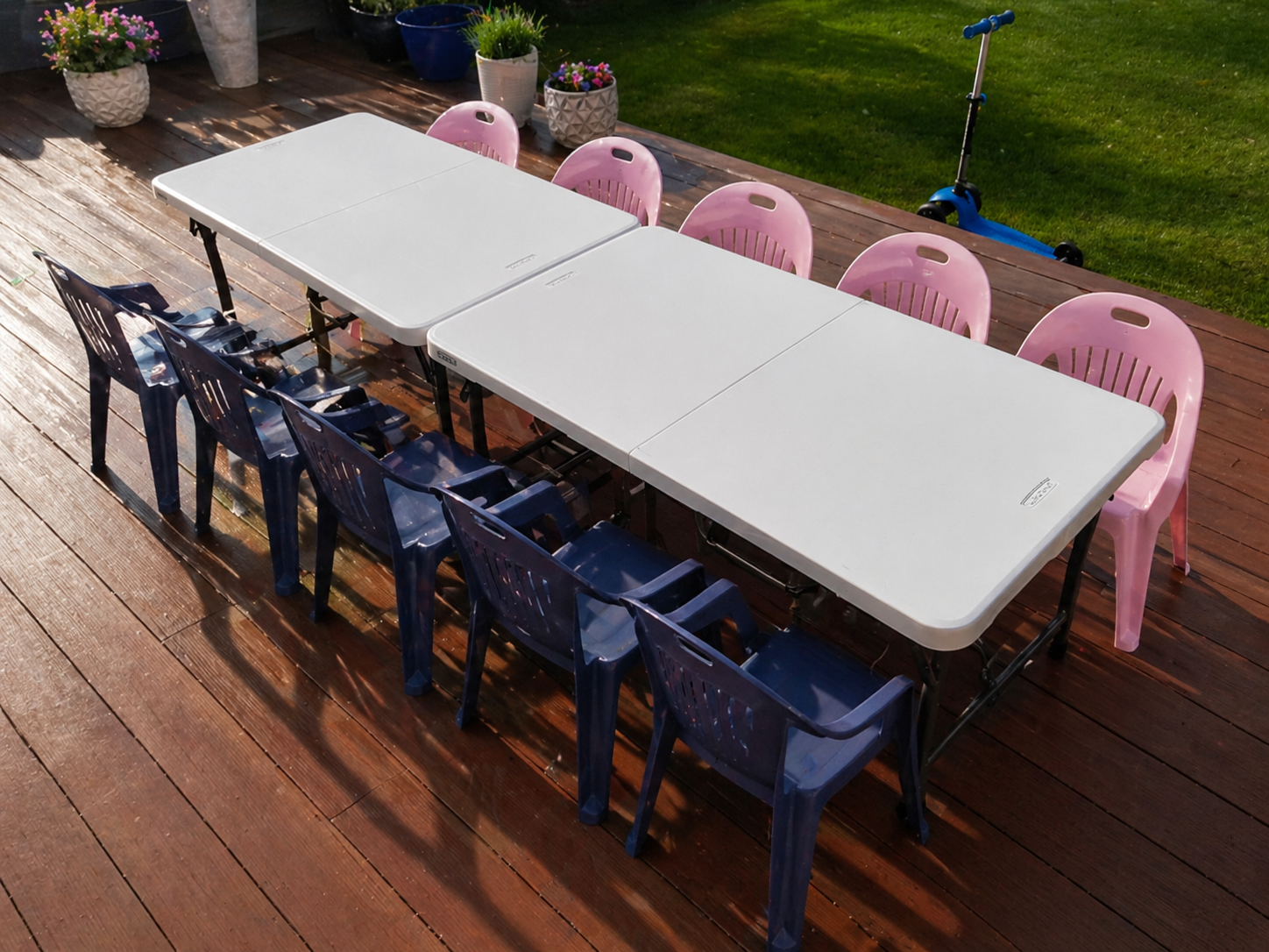 Kids Table and Chairs